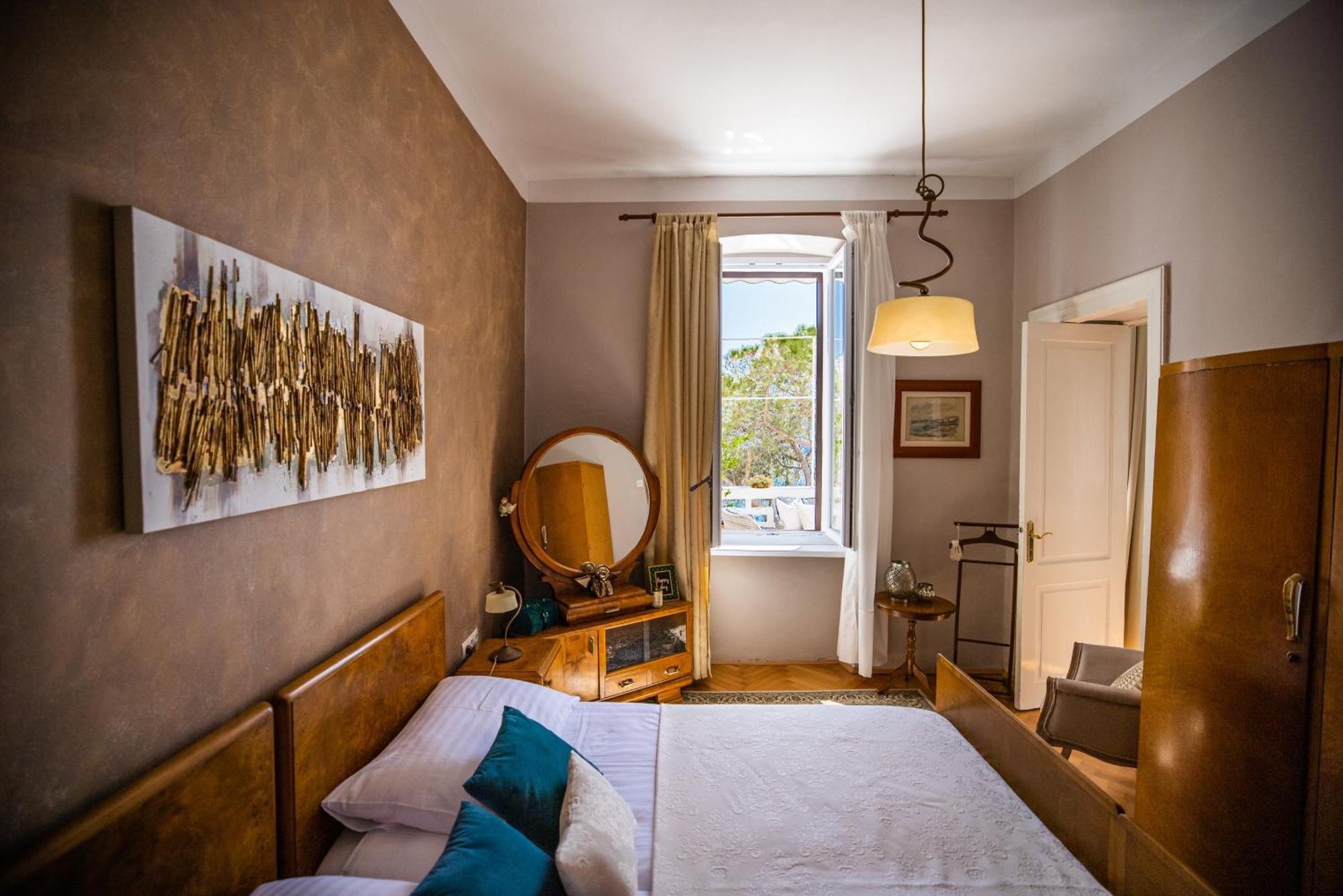 Zadar Center Beach Apartment - Directly On The Sea Exterior foto